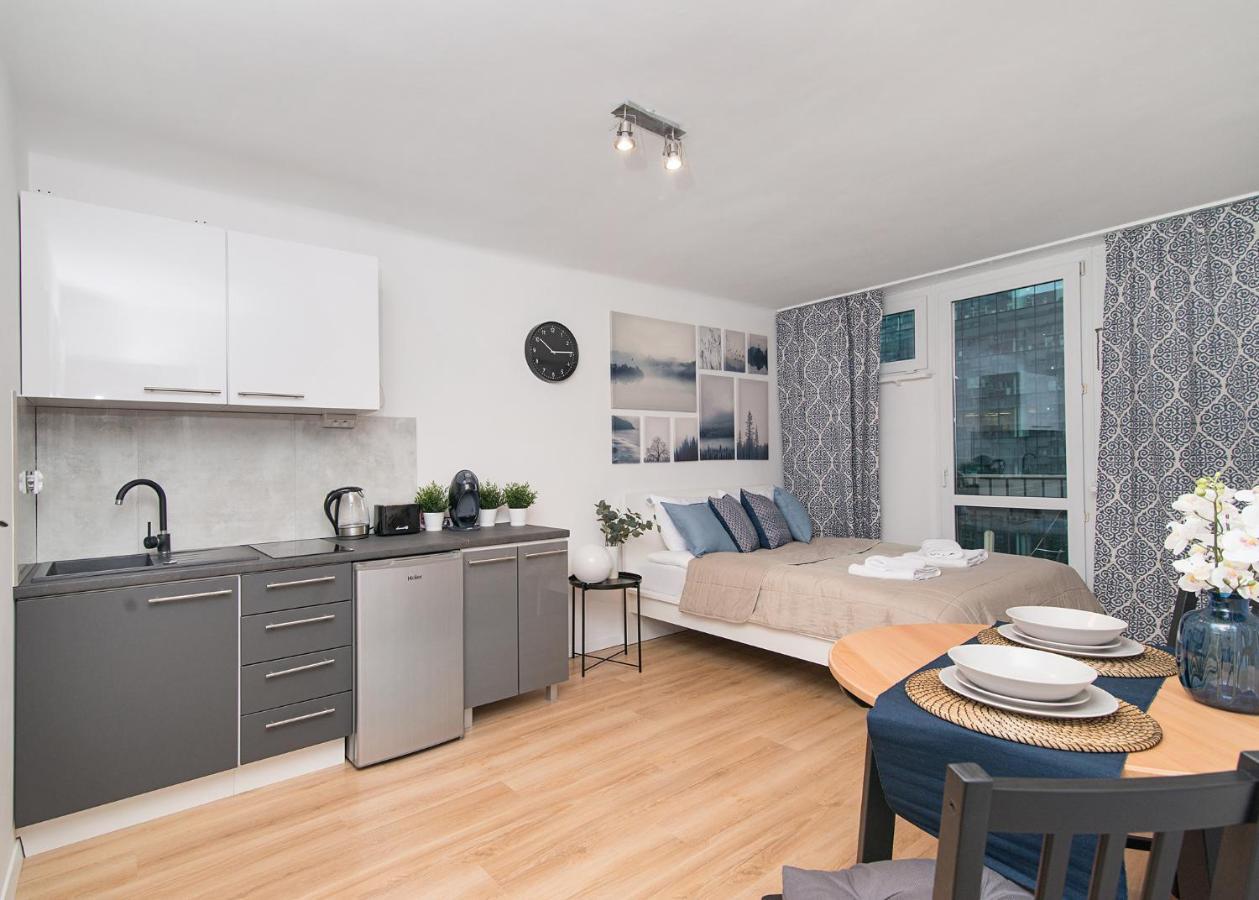 Central Apartments Grzybowska วอร์ซอ ภายนอก รูปภาพ
